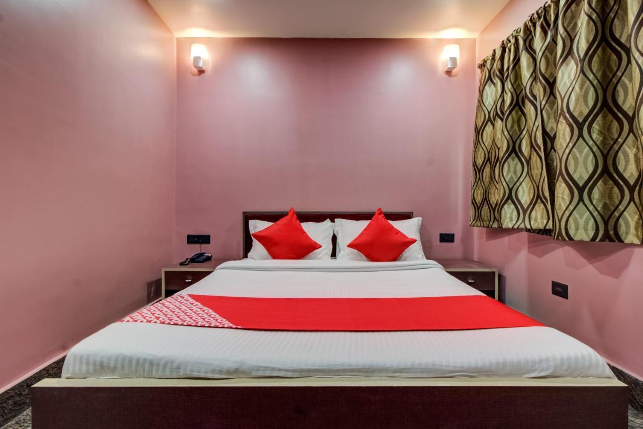 Oyo 16871 Anant Home Stay Shillong Bagian luar foto