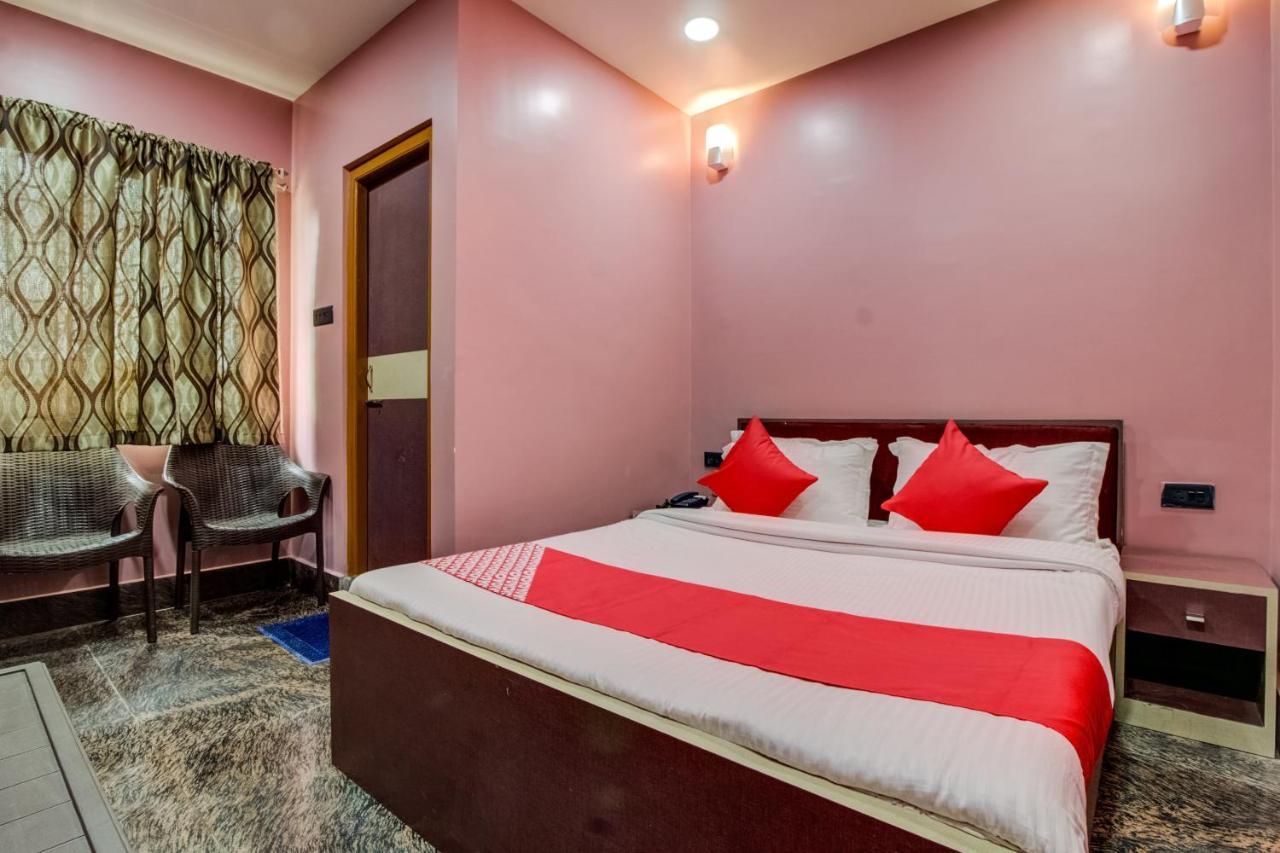 Oyo 16871 Anant Home Stay Shillong Bagian luar foto
